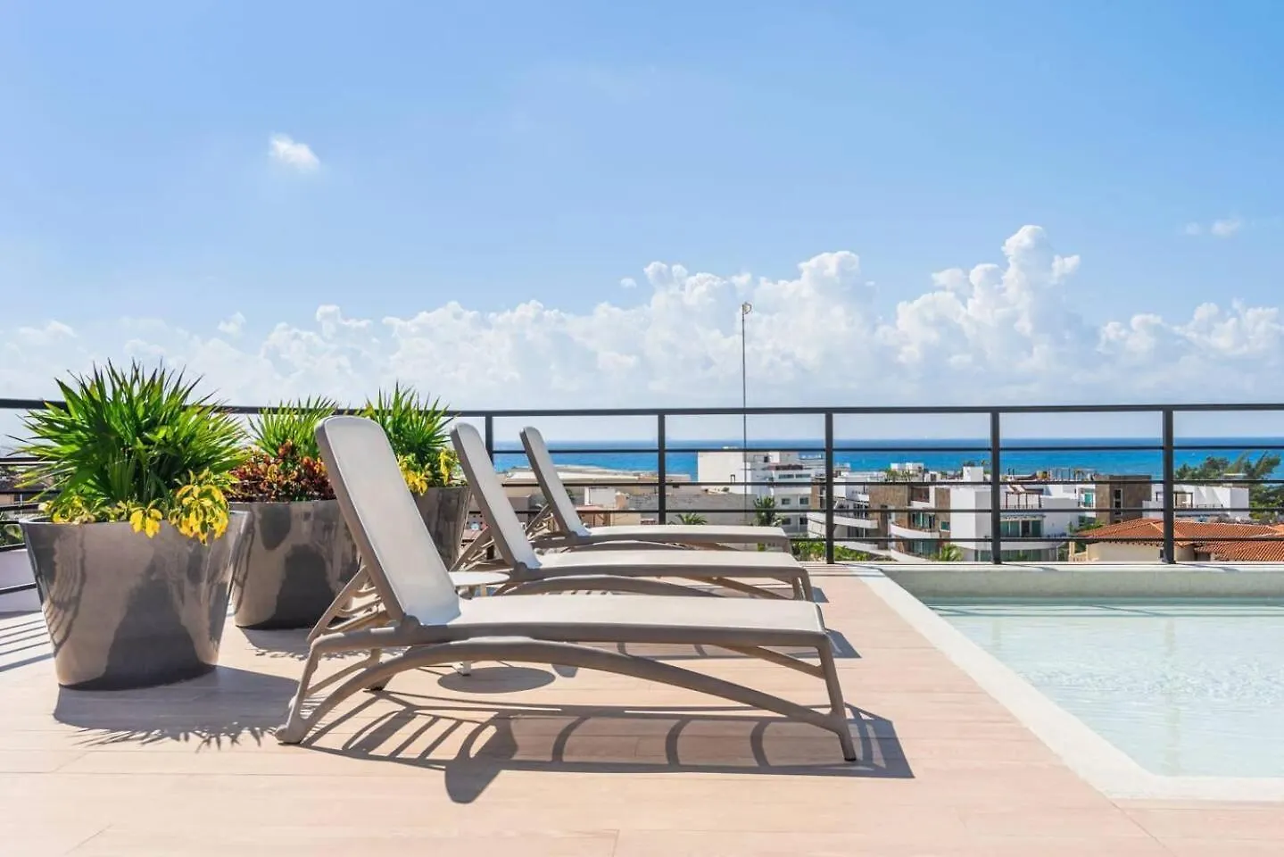 Apartment Private Room, Mini Fridge, Ocean View Playa del Carmen