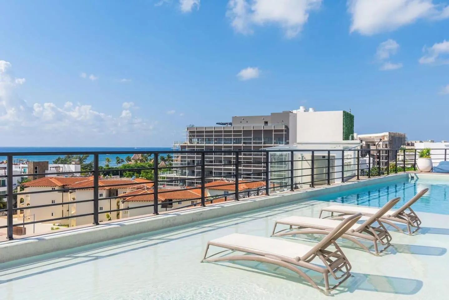 Private Room, Mini Fridge, Ocean View Playa del Carmen Mexico